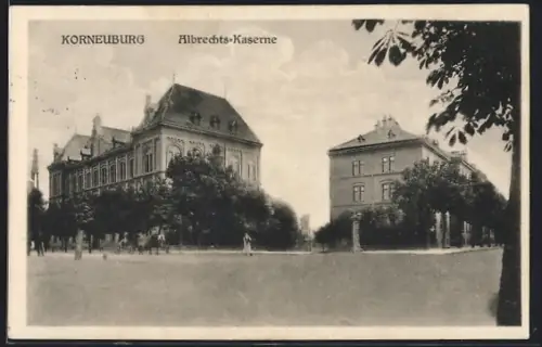AK Korneuburg, Albrechts-Kaserne, Panorama von der Strasse aus