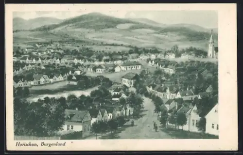 AK Hortischon /Burgenland, Totalansicht mit Strasse und Bergpanorama