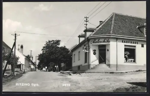 AK Ritzing, Strassenpartie am Kaufhaus von Anton Maleschitz