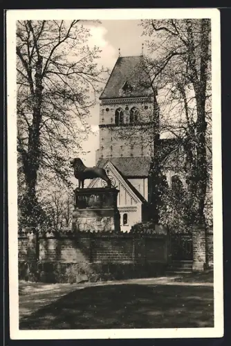 AK Ratzeburg, Südansicht mit Löwendenkmal