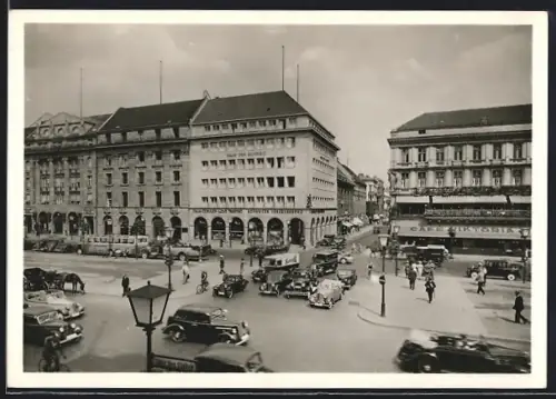 AK Berlin, Unter den Linden Ecke Friedrichstrasse, Café Victoria, Strassenverkehr