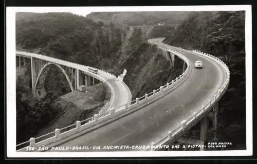 AK Sao Paulo, Via Anchieta, Cruzamento das 2 Pistas