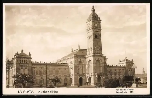 AK La Plata, Municipalidad