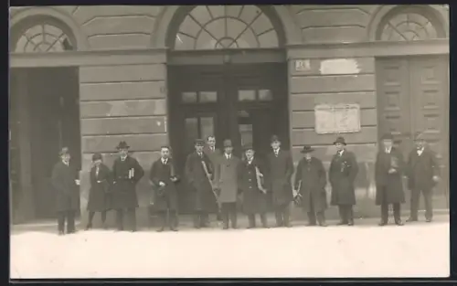 Foto-AK Wien, Technische Hochschule am Krals-Platz 13, Die Professoren