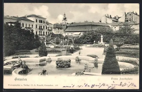AK Gmunden, Springbrunnen am Franz Josefsplatz