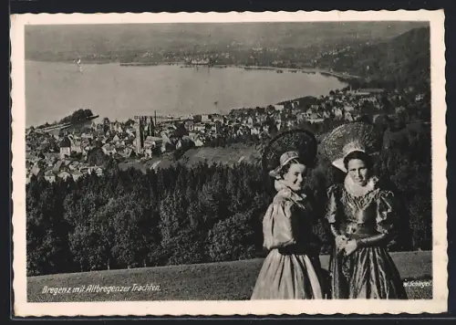 AK Bregenz, Panorama, Frauen in Altbregenzer Trachten