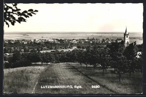 AK Lutzmannsburg /Bgld., Ortsansicht mit Kirche aus der Vogelschau