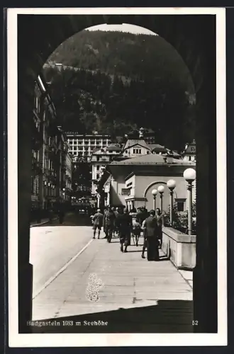 AK Badgastein, Strassenansicht, Fussgänger