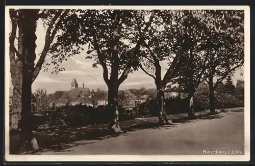 AK Ratzeburg i. Lbg., Blick auf Dom und Stadt
