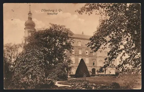 AK Oldenburg i. Gr., Schlosshof