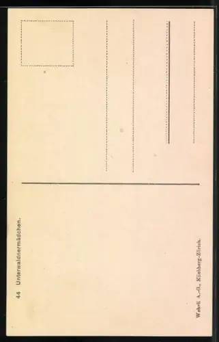 AK Unterwaldnermädchen in Tracht mit Haarspange