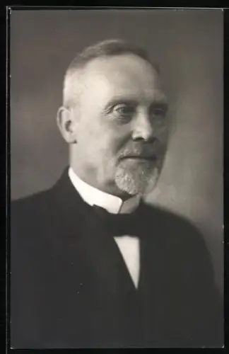 AK Landesbischof Dr. Theophil Wurm im Porträt