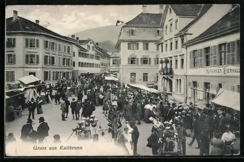 AK Kaltbrunn, Strassenpartie mit Hotel Hirschen und Gasthaus Münchner Bierhalle