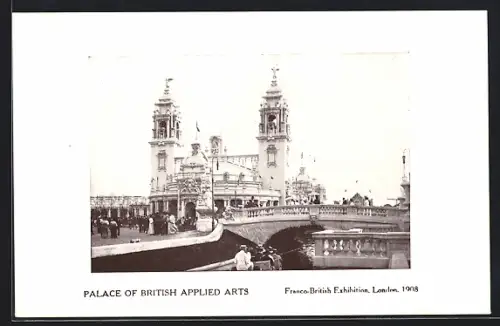AK London, Franco-British Exhibition 1908, Palace of British Applied Arts, Ausstellung