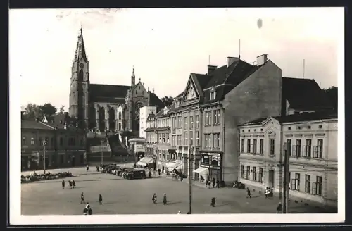 AK Orlova, Namesti, Kirche