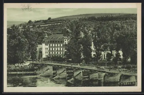 AK Piestany, Grand Hotel Royal, Pohled z hotelu na lázensky ostrov, Aussicht vom Hotel auf die Badeinsel