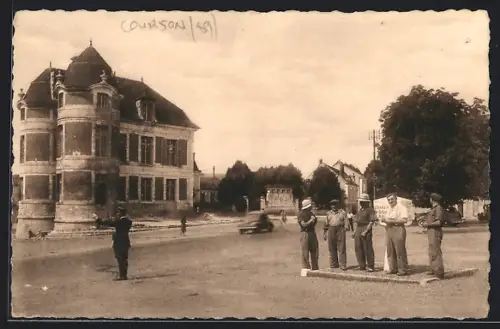 AK Courson-les-Carrières, Cour du Château