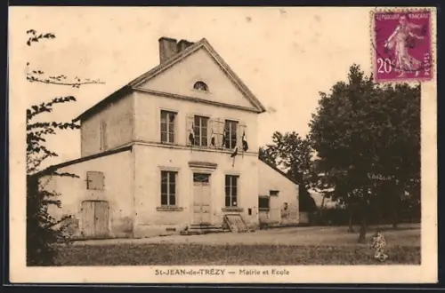 AK St-Jean-de-Trezy, Mairie et Ecole