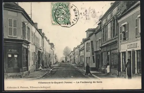 AK Villeneuve-la-Guyard, Le Faubourg de Sens