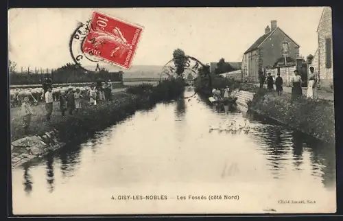 AK Gisy-les-Nobles, Les Fossés