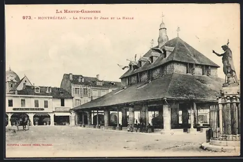 AK Montréjeau, La Statue St-Jean et la Halle