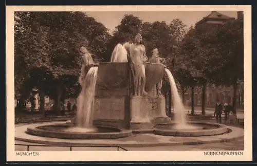 AK München, Nornenbrunnen