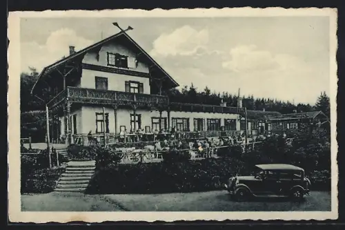 AK Marienbad, Hohencafé Wolfstein mit Gartenterrasse und Auto