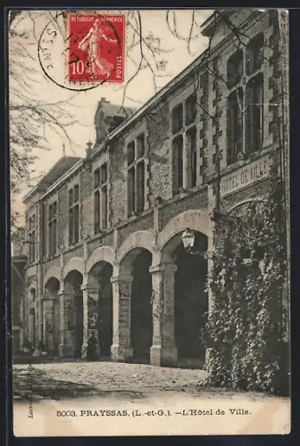 AK Prayssas /L.-et-G., L`Hôtel de Ville