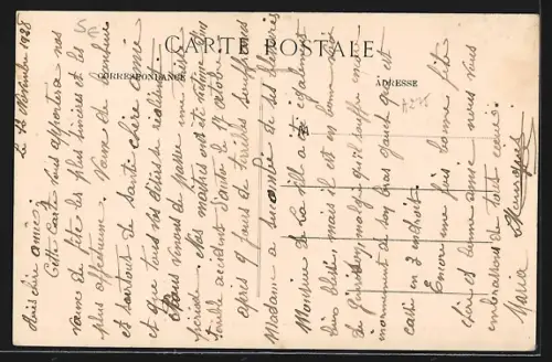 AK Les Combords, Vue de la maison entourée de verdure et d`arbres