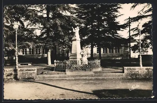 AK Damazan, Le Monument aux Morts