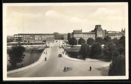 AK Königgrätz / Hradec Kralove, Brücke am Museum