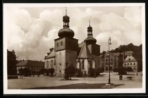 AK Nachod, Platz mit Kirche