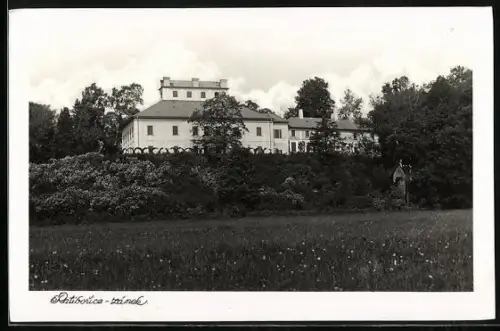 AK Ratiborice, Zamek