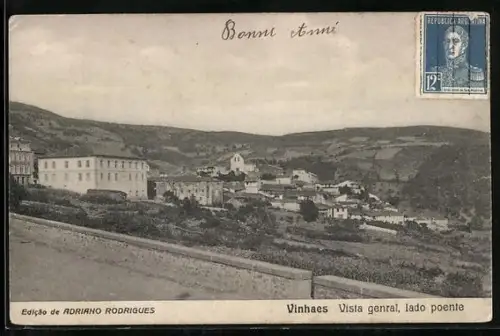 AK Vinhaes, Vista general, lado poente