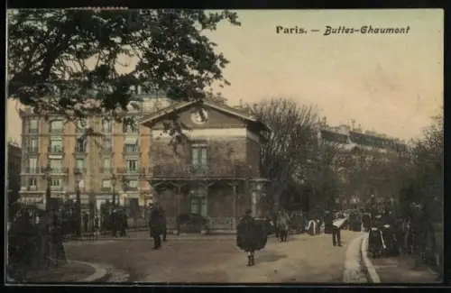 AK Paris, Buttes-Chaumont, Porte de la Place Armand-Carrel
