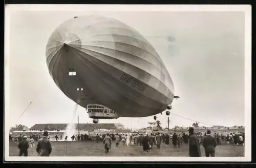 AK Landung mit schwerem Schiff, Luftschiff Graf Zeppelin bei der Landung