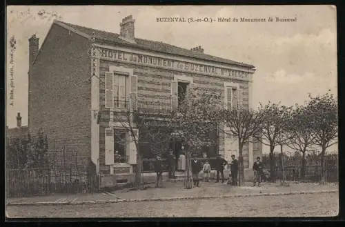 AK Buzenval, Hôtel du Monument