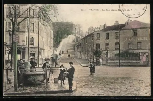 AK Vanves, La Rue Victor-Hugo