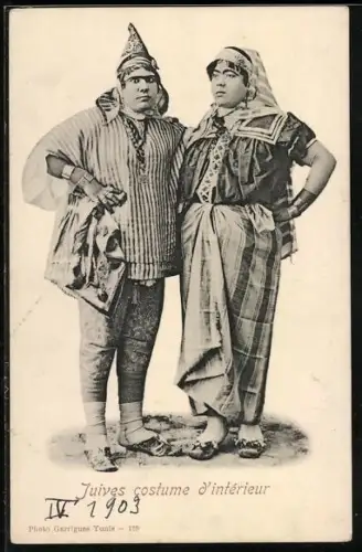 AK Juives costume d`intérieur, jüdische Trachten