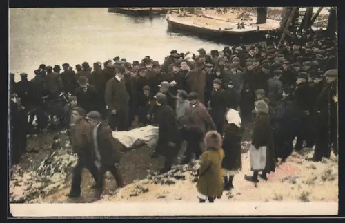 AK Het Aanbrengen Van Een Geredde - Seenotrettung