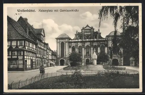 AK Wolfenbüttel, Kaiserplatz mit Garnisonkirche