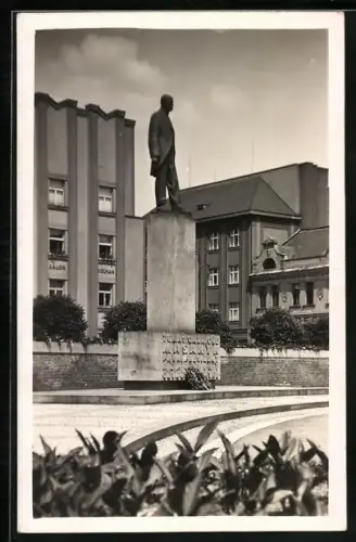 AK Hradec Králové, Masarykuv pomník