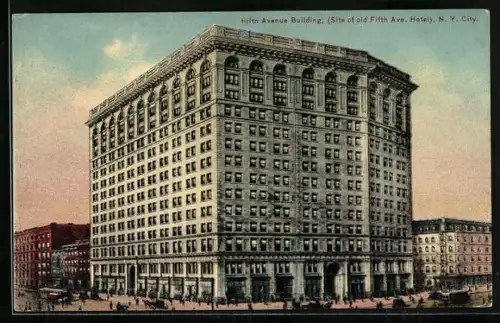 AK New York, NY, Fifth Avenue Building