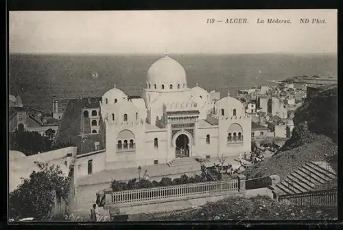 AK Alger, La Médersa