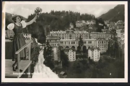 AK Badgastein, Teilansicht und Frau mit Blumen