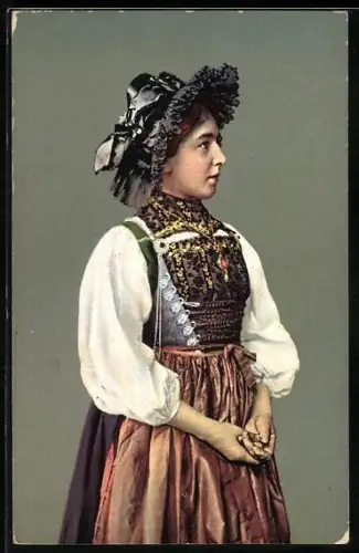 AK Luzern, Luzernerin in Trachtenkleidung