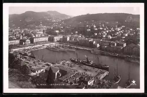 AK Nice, Intérieur du Port