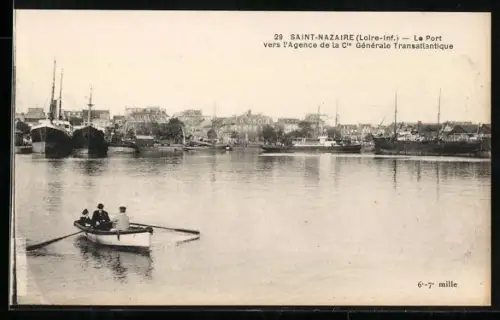 AK Saint-Nazaire /Loire-Inf., Le Port vers l`Agence de la Cie Generale Transatlantique