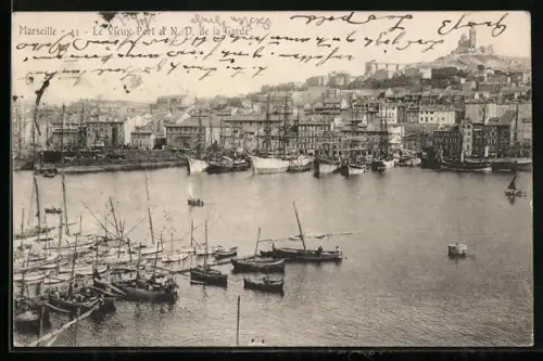 AK Marseille, Le Vieux Port d` N. D. de la Garde