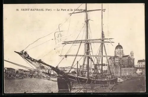 AK Saint-Raphael, Le Port et la Cathedrale